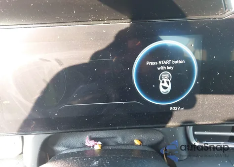 2025 Hyundai Elantra Limited z USA, uszkodzony, nr VIN KMHLP4DG9SU033156